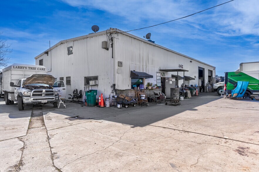 More Photos Of 1624 E Alpine Ave, Stockton Warehouse For Sale