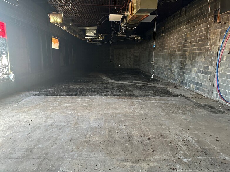 More Photos Of 7201 Bristol Pike, Levittown Freestanding For Sale