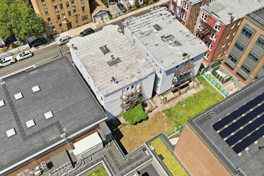 More Photos Of 12 Radford St, Yonkers Apartments For Sale