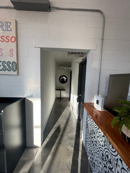 More Photos Of 18406 Cantrell Rd, Little Rock Freestanding For Lease