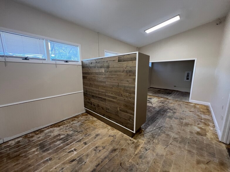 More Photos Of 5427 Water St, New Port Richey Medical For Sale