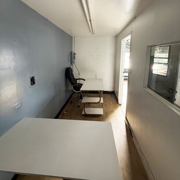 More Photos Of 4711 W Hallandale Beach Blvd, Hollywood Auto Repair For Lease