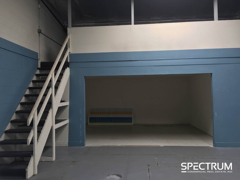 More Photos Of 2128 Knoll Dr, Ventura Manufacturing For Lease