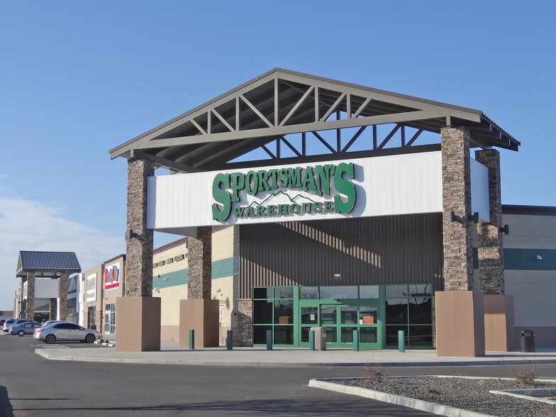 More Photos Of 1020 N Stratford Rd, Moses Lake Unknown For Lease