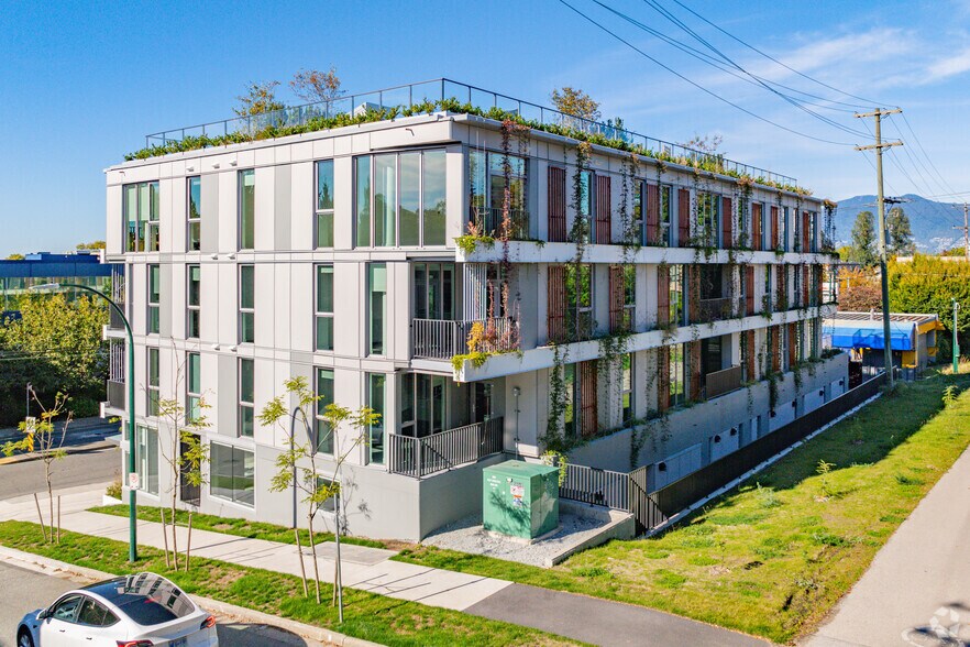 More Photos Of 2888 Arbutus St, Vancouver Apartments For Sale