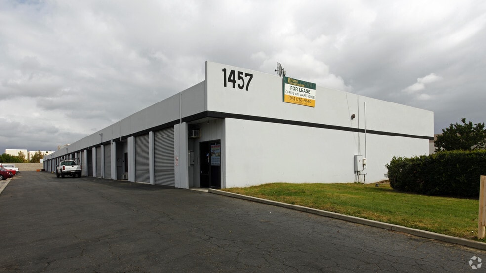 More Photos Of 1457 E Philadelphia St, Ontario Warehouse For Lease