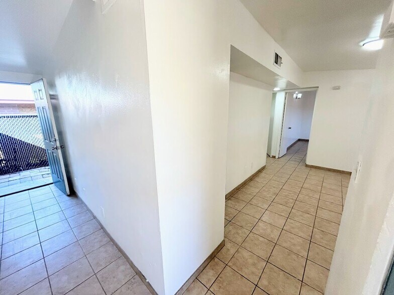 More Photos Of 1710 S Jefferson Ave, Tucson Apartments For Sale