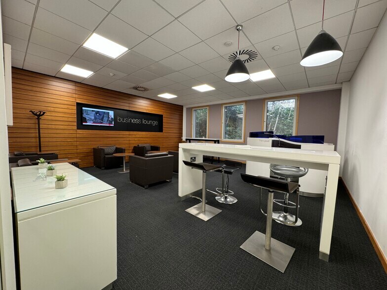 More Photos Of 450 Bath Rd, West Drayton Coworking Space