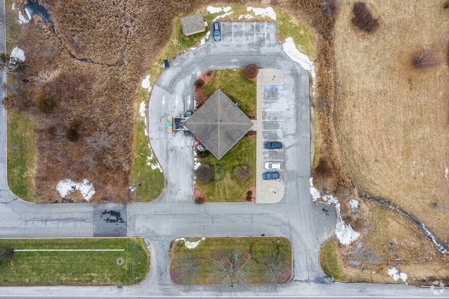 More Photos Of 6708 Route 9, Rhinebeck Bank For Lease