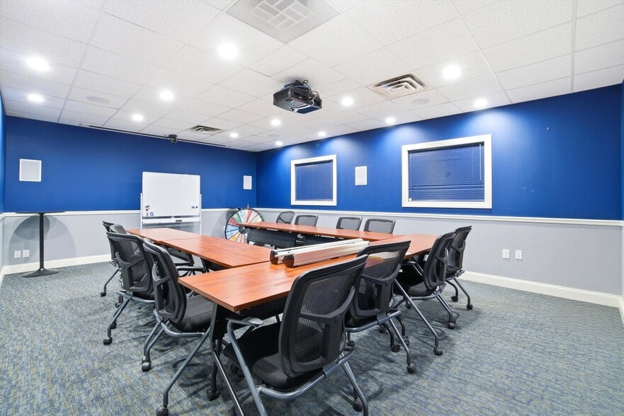 More Photos Of 8 Chestnut Dr, Bedford Office For Sale