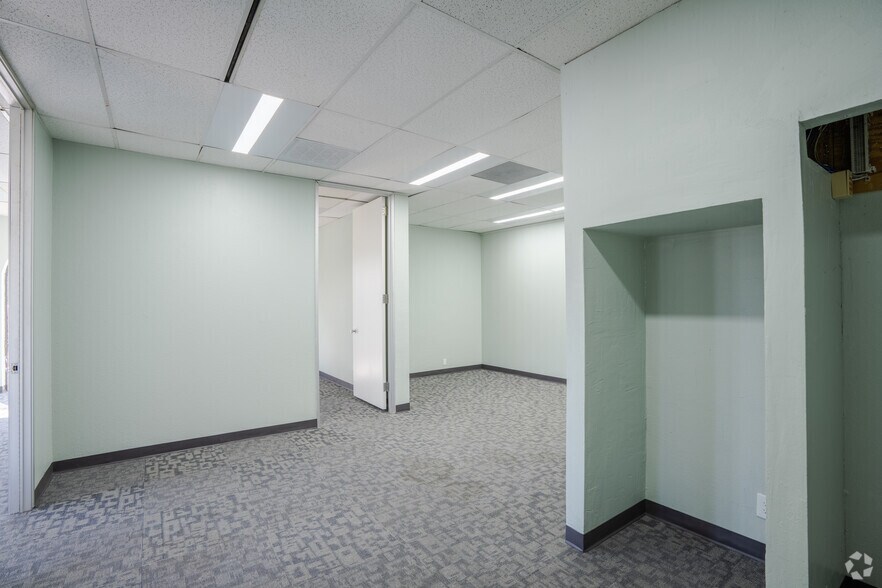 More Photos Of 7860 Mission Center Ct, San Diego Office For Lease