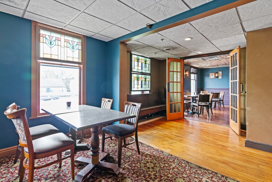 More Photos Of 123 Shiloh St, Pittsburgh Restaurant For Sale