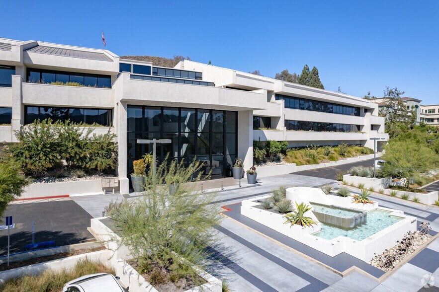 Primary Photo Of 515 Marin St, Thousand Oaks Office For Lease
