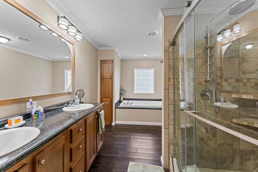 More Photos Of 104 Circle Rd, Newport Manufactured Housing Mobile Home Park For Sale