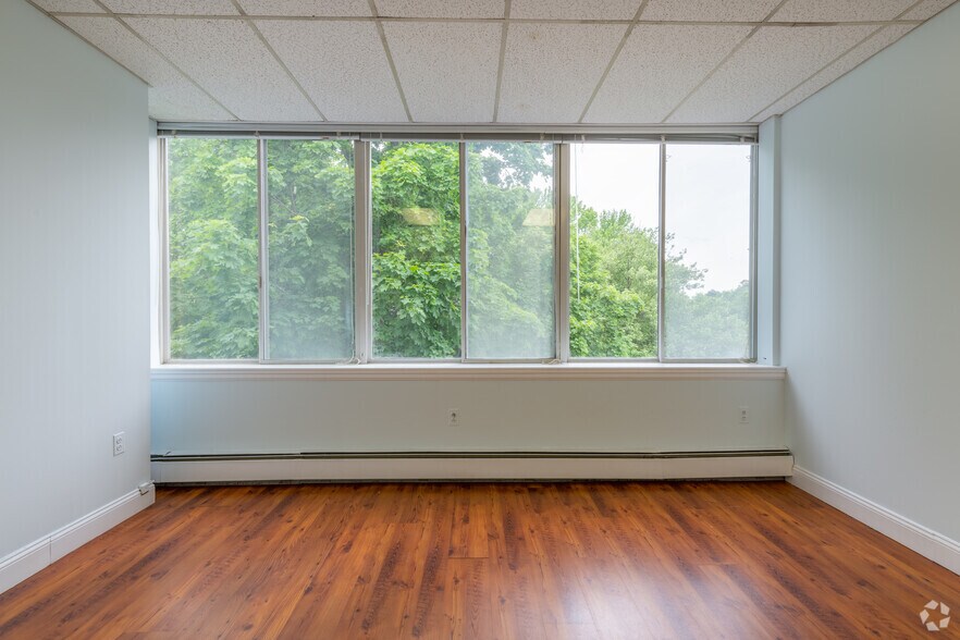 More Photos Of 83-91 Main St, Concord Office For Lease