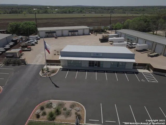 More Photos Of 8603 US Highway 281 N, Spring Branch Research And Development For Sale
