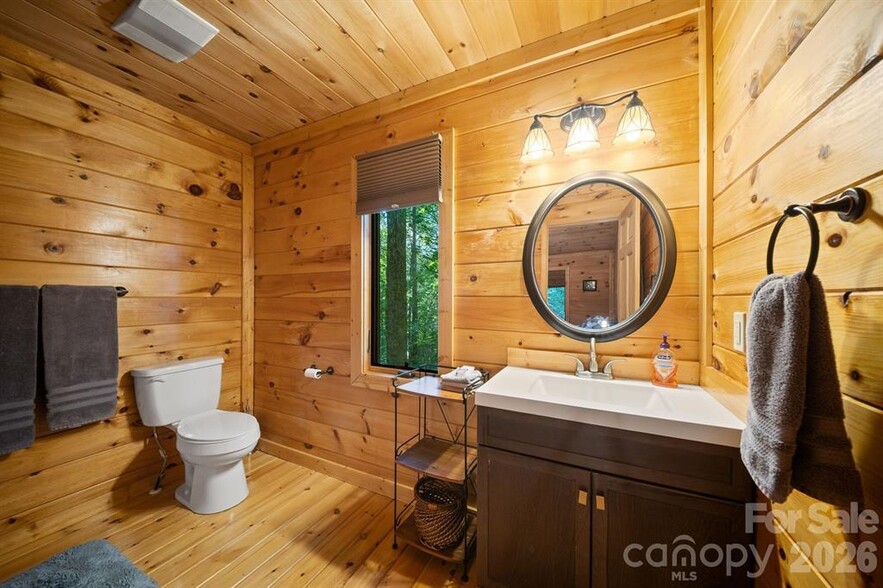 More Photos Of 504 Mountain View School Rd, Robbinsville Hotel For Sale