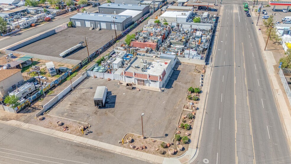 More Photos Of 1809-1817 W Grant st, Phoenix Industrial For Sale