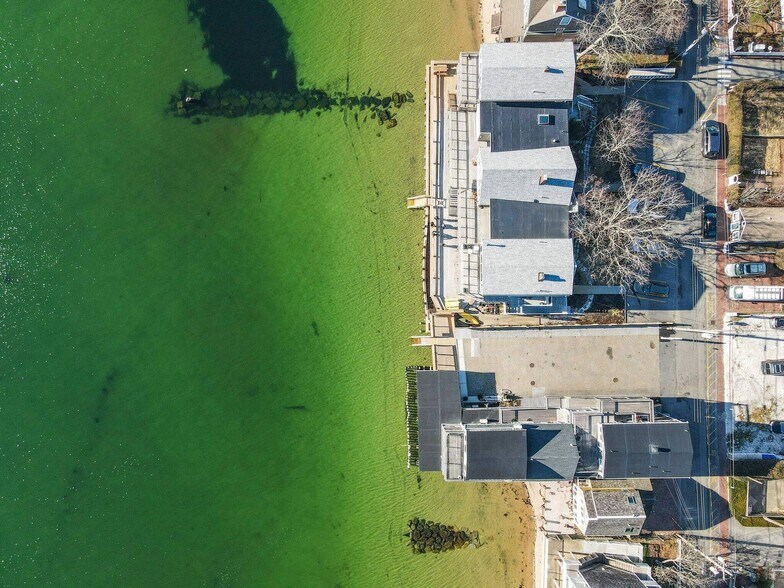 More Photos Of 539 Commercial St, Provincetown Storefront Retail Residential For Sale
