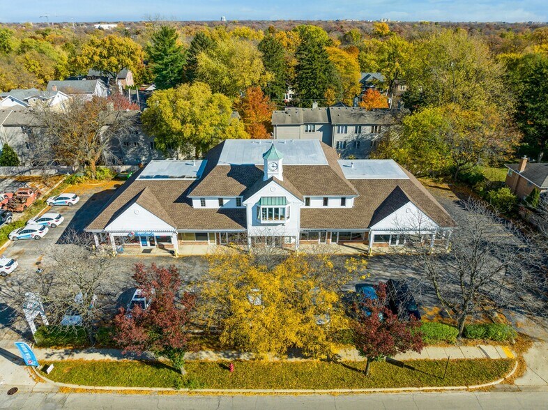 More Photos Of 328-350 Ridge Rd, Wilmette Storefront Retail Office For Sale