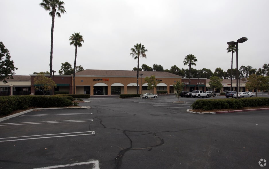 More Photos Of 27620-27680 Marguerite Pky, Mission Viejo Unknown For Lease