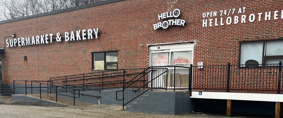 Primary Photo Of 207 Cambridge St, Burlington Warehouse For Lease