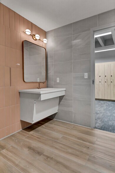 More Photos Of 717 W St Germain St, Saint Cloud Office For Sale