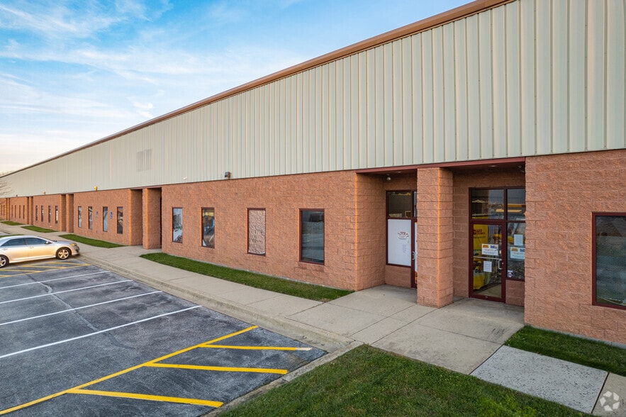 More Photos Of 4060 N DuPont Hwy, New Castle Warehouse For Lease