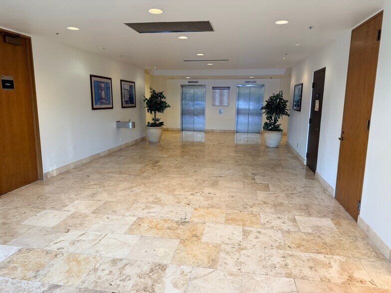 More Photos Of 15446 NE Bel Red Rd, Redmond Medical For Lease