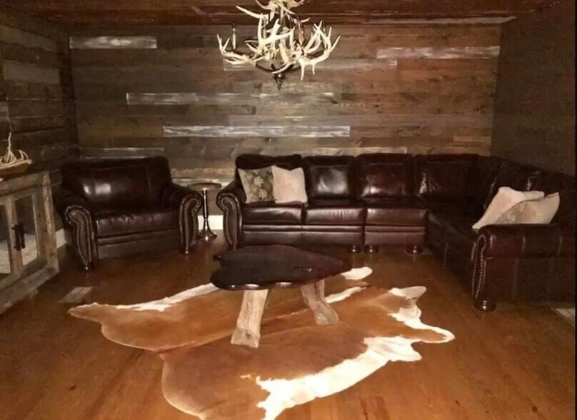 More Photos Of 3054 Highway 24 W, Summit Lodge Meeting Hall For Sale