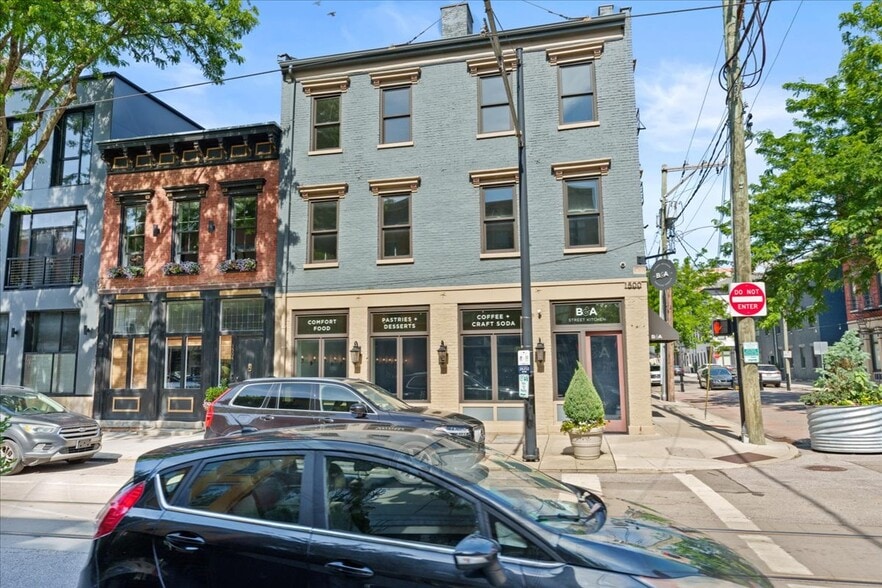 More Photos Of 1500 Race St, Cincinnati Apartments For Lease