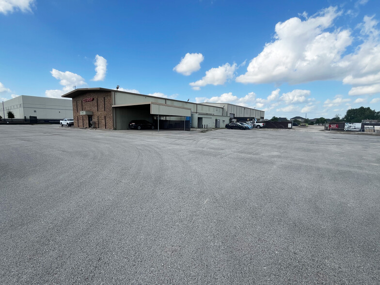 Primary Photo Of 11837 W Fairmont Pky, La Porte Warehouse For Lease