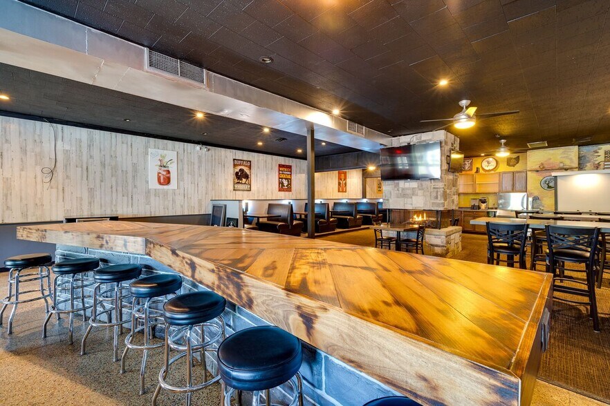 More Photos Of 108-111 W Main St, Medway Restaurant For Sale