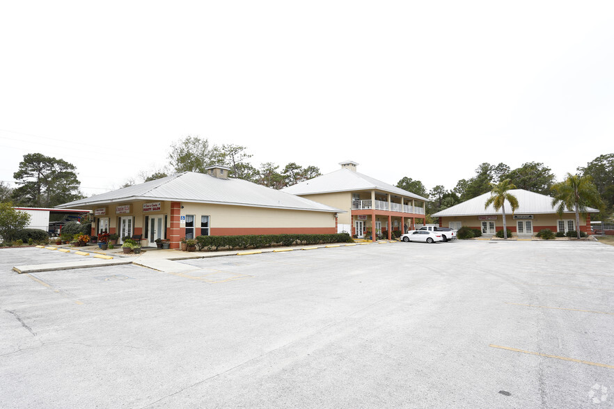 Primary Photo Of 3426-3446 N Citrus Ave, Crystal River General Retail For Lease