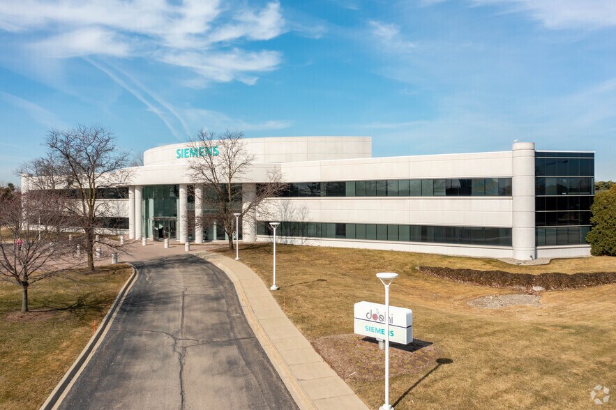 More Photos Of 5755 New King Ct, Troy Office For Sale