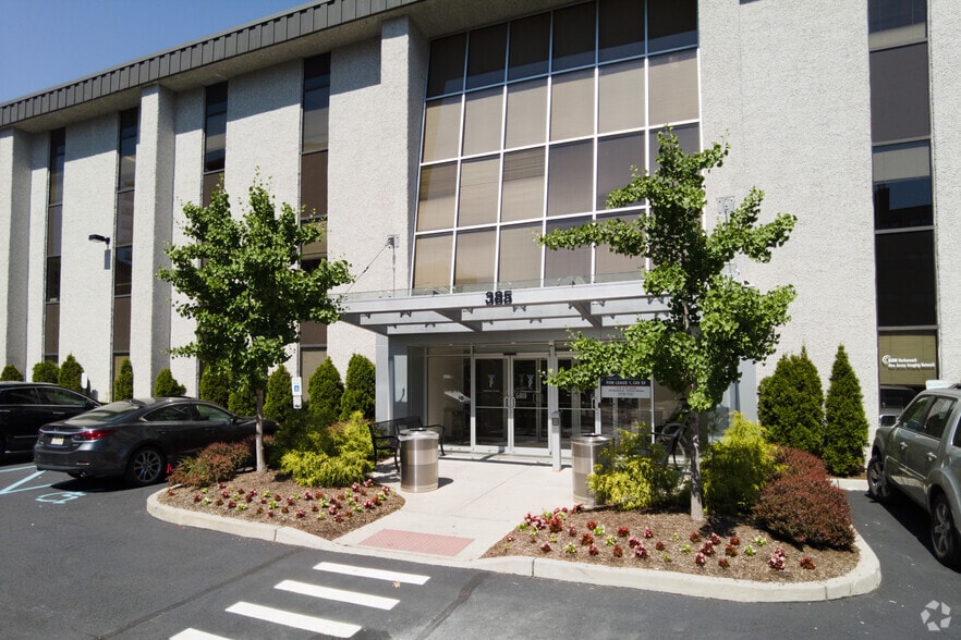 More Photos Of 385 Prospect Ave, Hackensack Medical For Lease