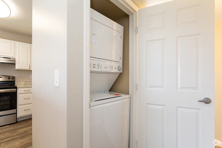 More Photos Of 10754 Belle Creek Blvd, Henderson Apartments For Lease