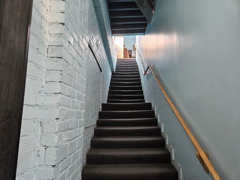 More Photos Of 2800 Hooper Ave, Los Angeles Manufacturing For Sale