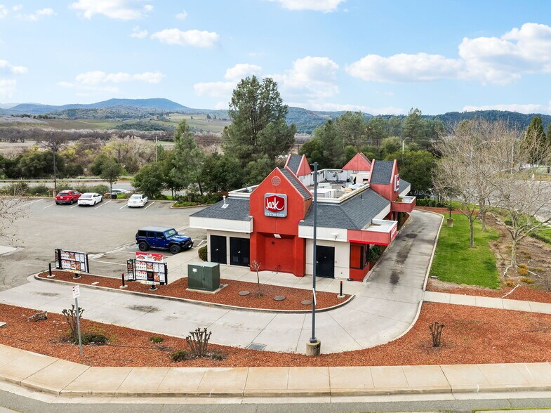 More Photos Of 15945 Dam Rd, Clearlake Fast Food For Sale
