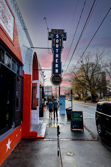 More Photos Of 1245 Glenwood Ave SE, Atlanta Bar For Lease