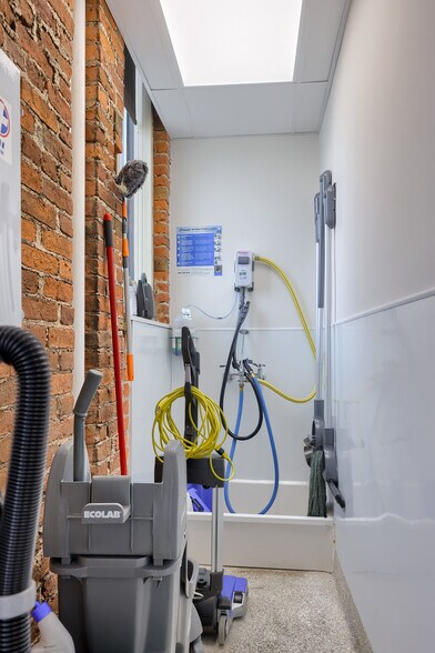 More Photos Of 1-7 W Main St, Mount Joy Bank For Sale