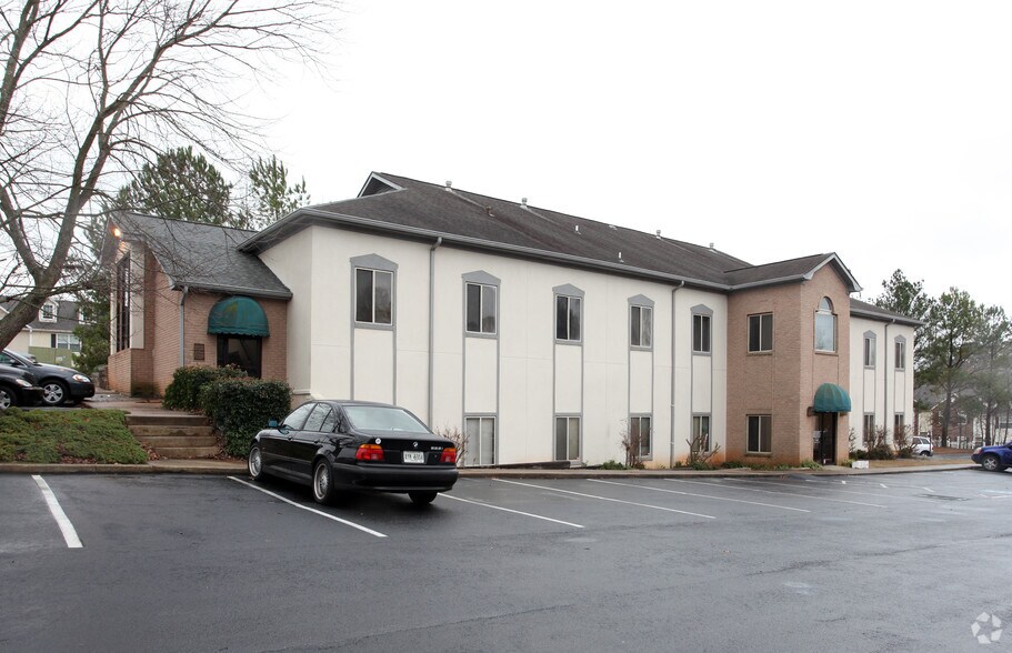 More Photos Of 804 Commerce Blvd, Riverdale Medical For Sale