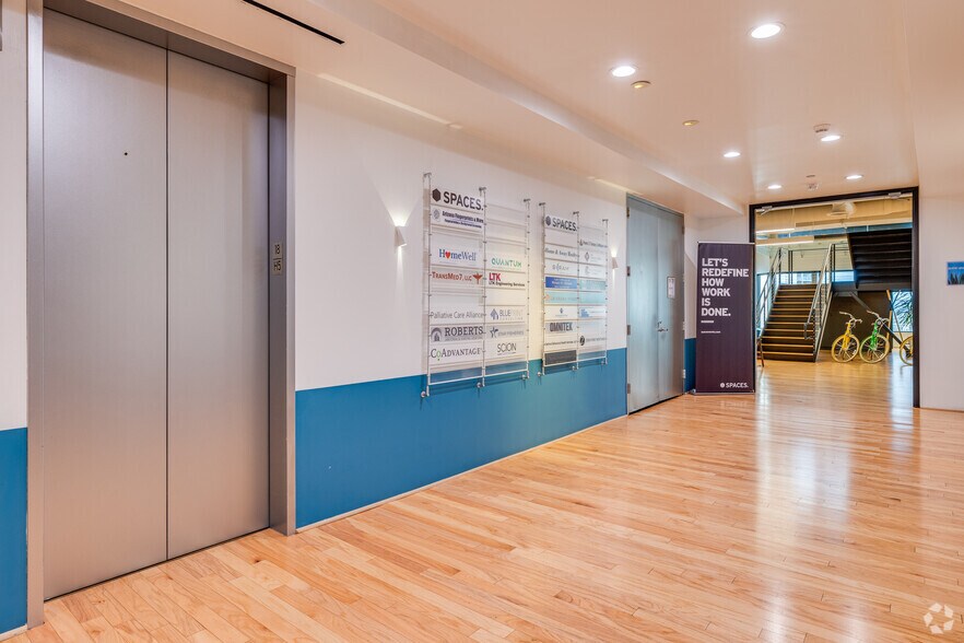 More Photos Of 2 N Central, Phoenix Coworking Space