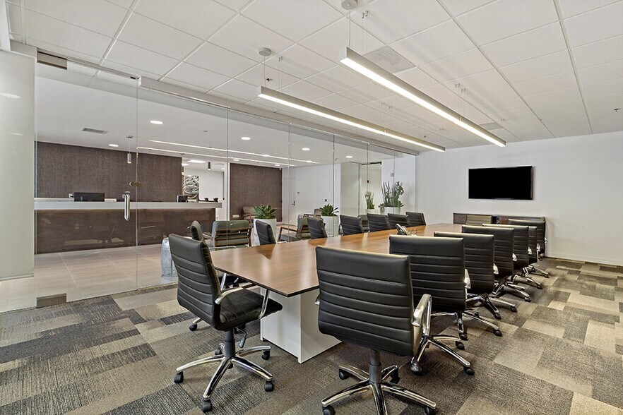 More Photos Of 2570 N 1st St, San Jose Coworking Space