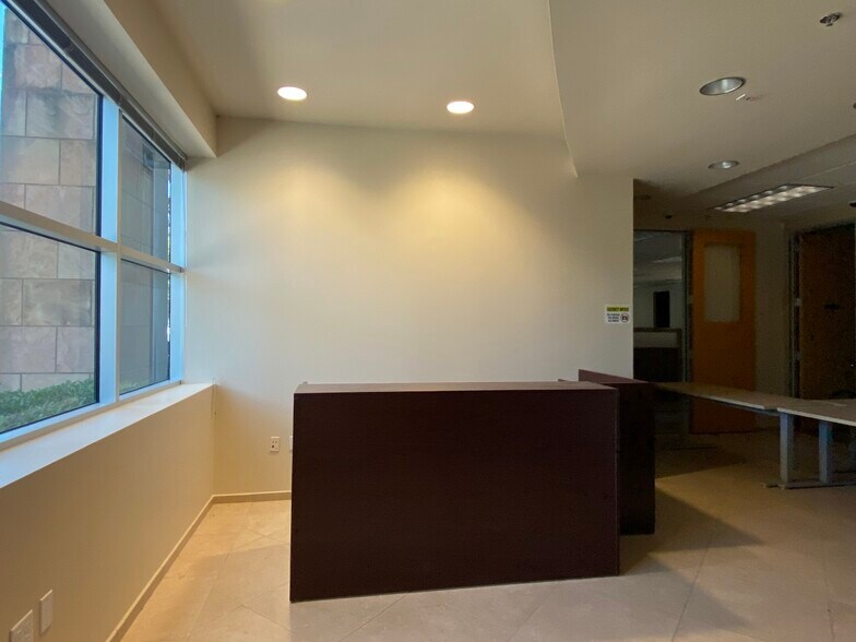 More Photos Of 8845 Irvine Center Dr, Irvine Office For Lease