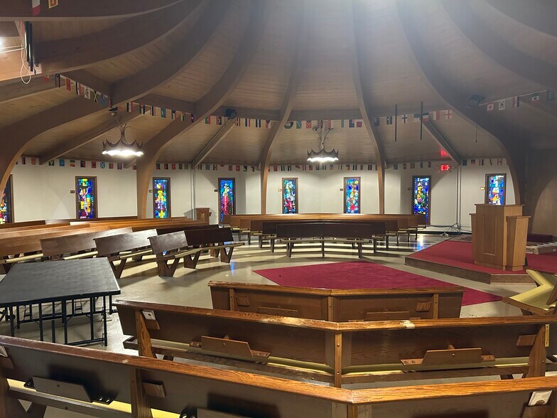 More Photos Of 125 Wilson Park Dr, Dayton Religious Facility For Sale