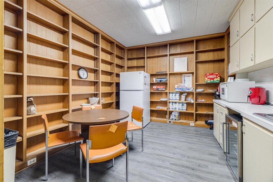 More Photos Of 1504 Stubbs Ave, Monroe Office For Sale