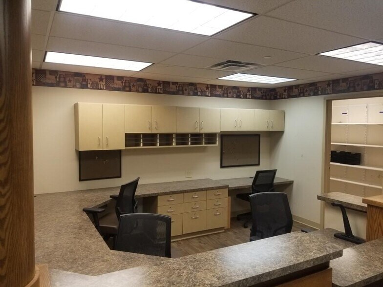 More Photos Of 1916 N Main St, Princeton Supermarket For Sale