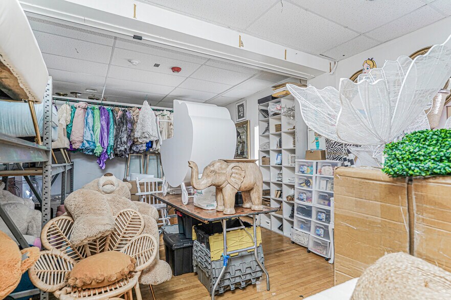 More Photos Of , Freeport General Retail For Sale