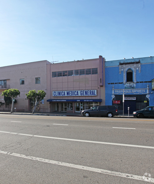 Primary Photo Of 2208 W 7th St, Los Angeles Medical For Lease